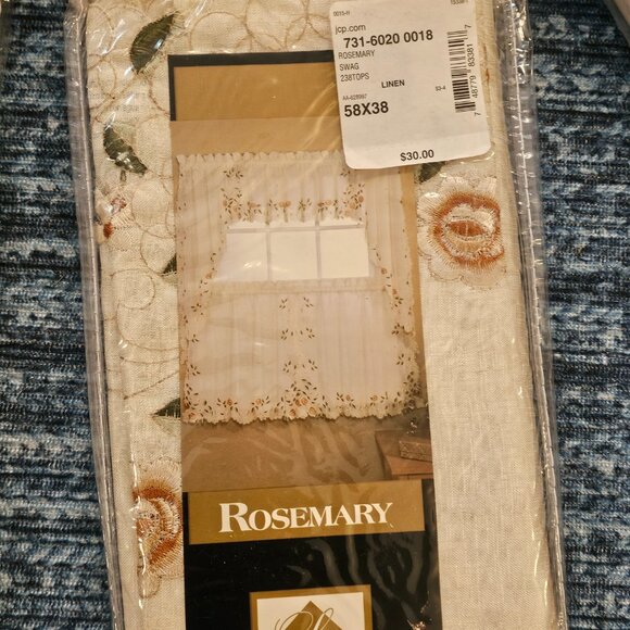 Curtains - Picture 6 of 10